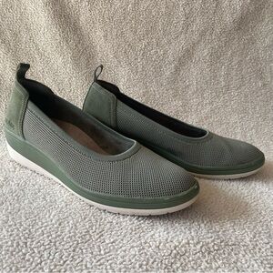 Vionic Jacey Knit Flats